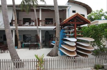 Hotel Cokes Surf Camp Thulusdhoo Exteriér fotografie